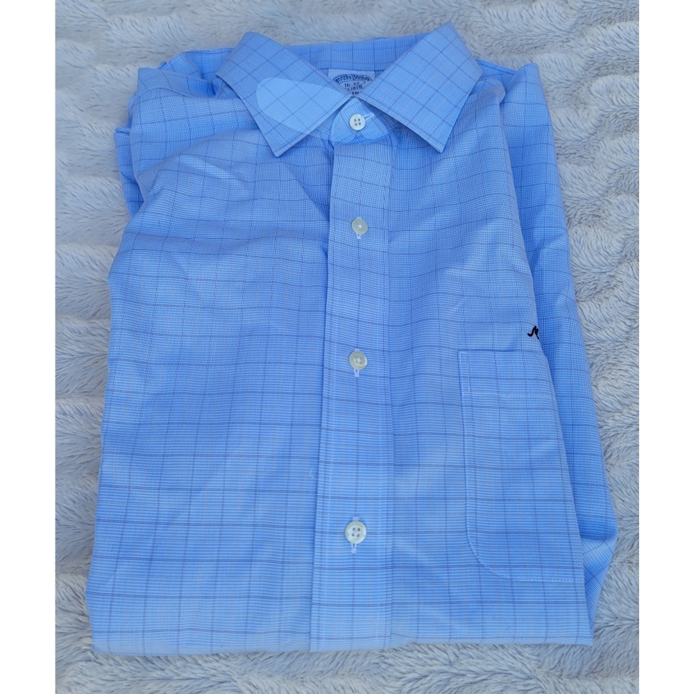 Brooks Brothers Regent light blue dress shirt